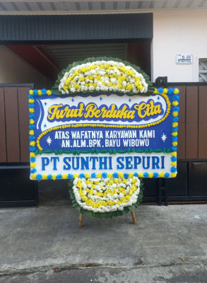 Papan Bunga Duka di Prajekan